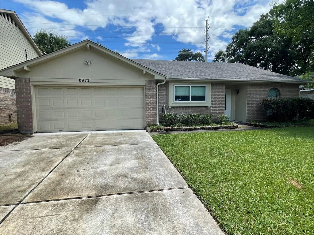 6943 Foxhurst Lane, Humble