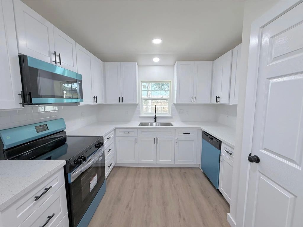 3418 Oleander Avenue, Texas City