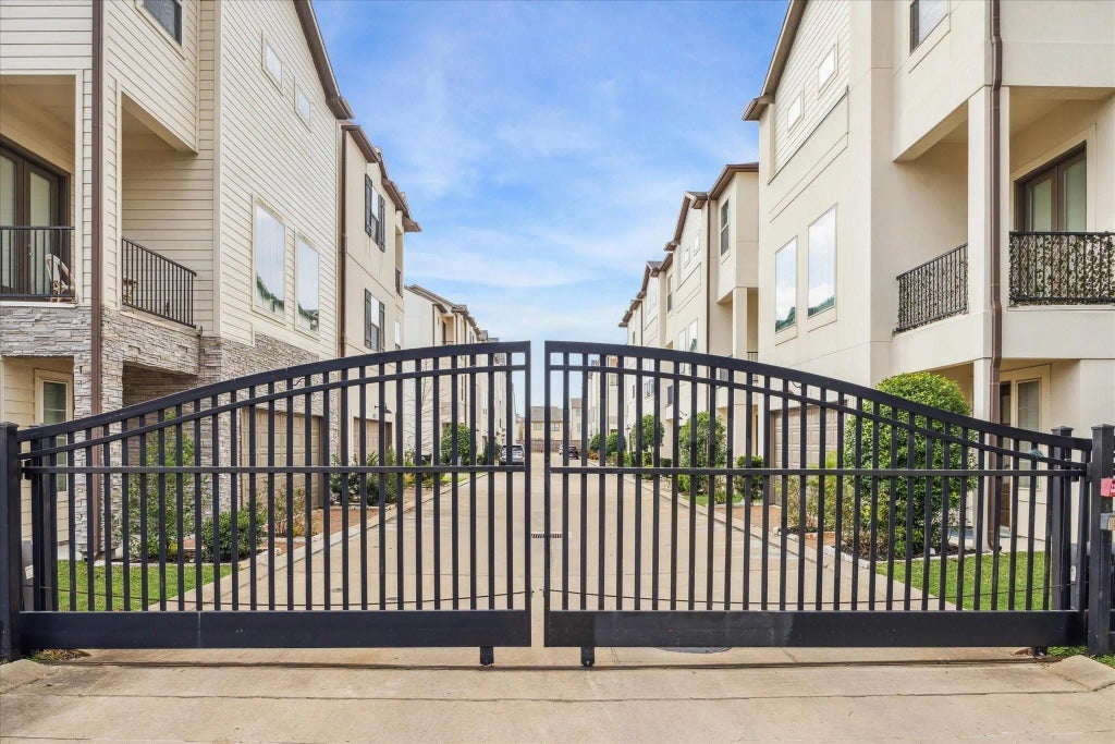 10923 Brookeshire Chase Lane, Houston