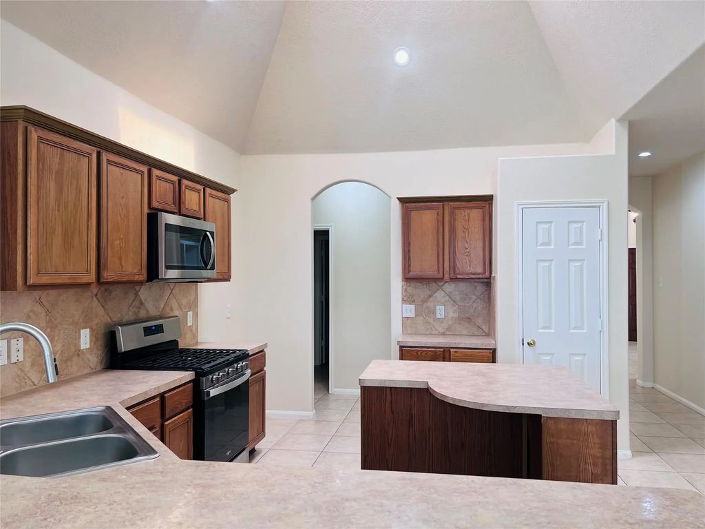 18515 Windy Village Lane, Katy