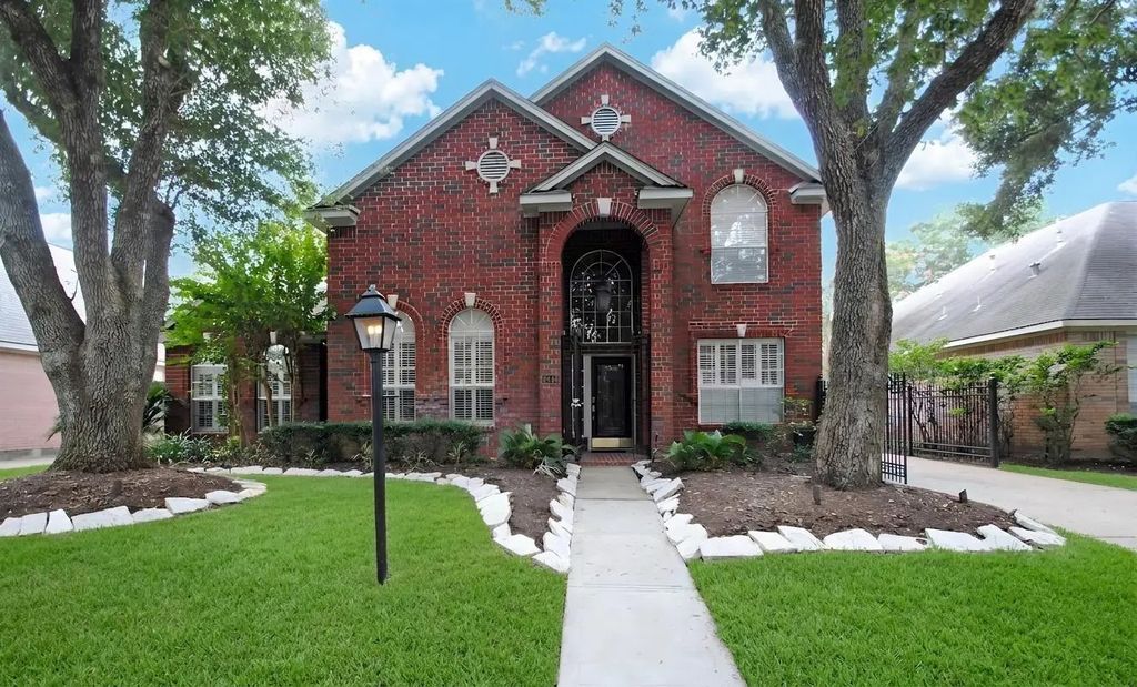 2714 Gregway Lane, Missouri City