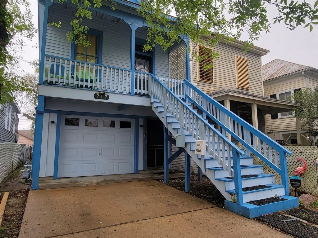 717 Church Street, Galveston