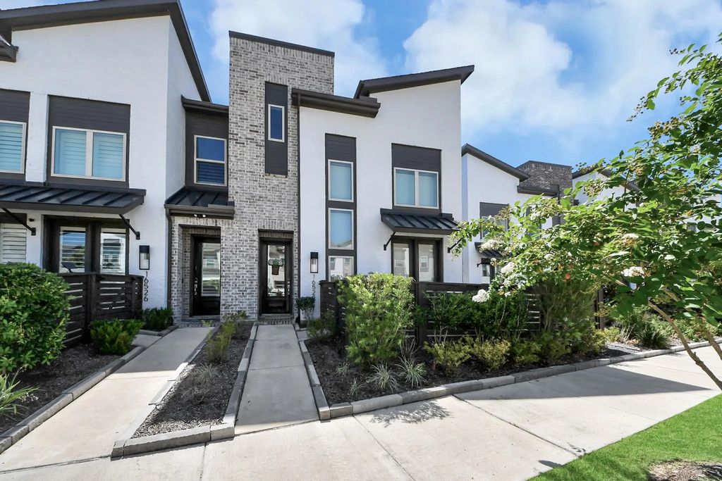 16522 Lake Austin Street, Cypress