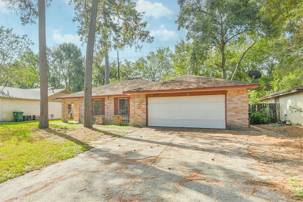 2718 Tinechester Drive, Houston