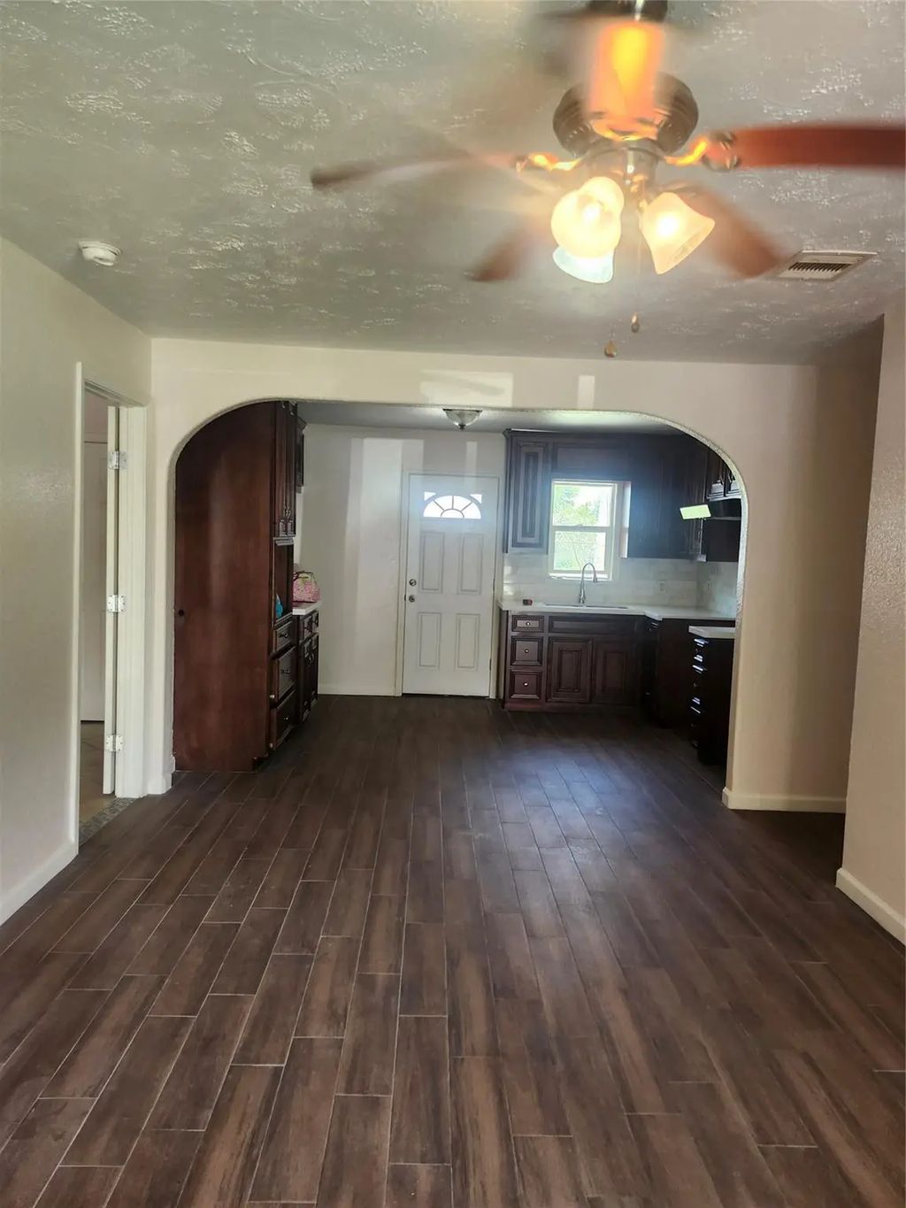 8921 Laura Koppe Road, Houston