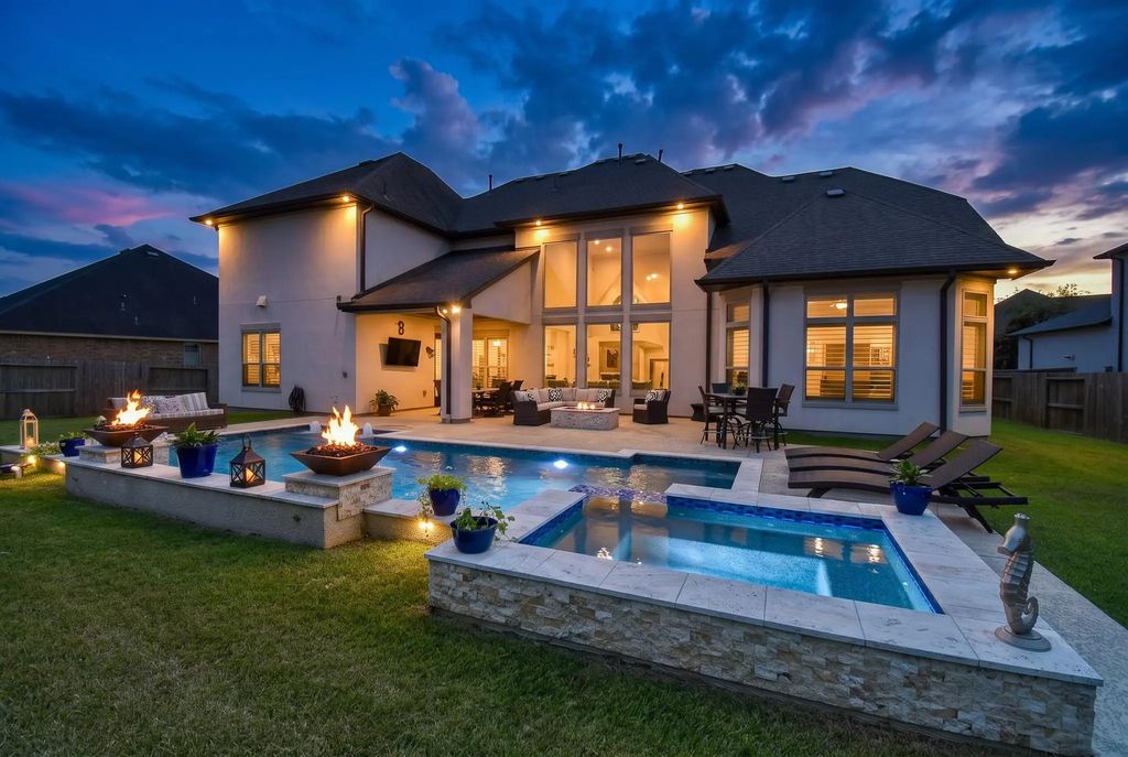 2106 Old Town Drive, Missouri City