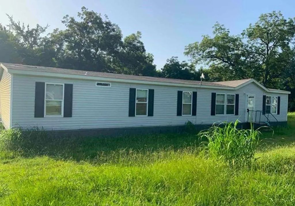 297 Lil Arkansas Road, Bells