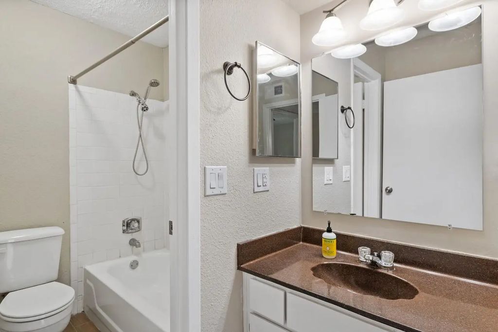250 El Dorado Boulevard 259, Webster