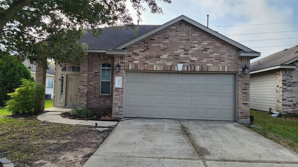 3911 Falvel Cove Drive, Spring