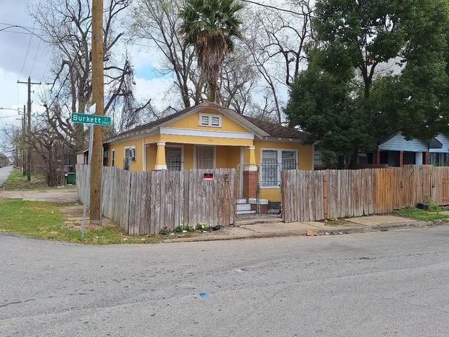 2901 Burkett Street, Houston