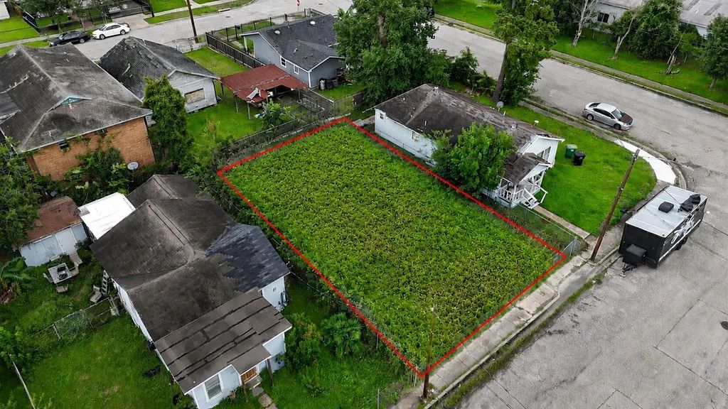 5537 Margarita Street, Houston