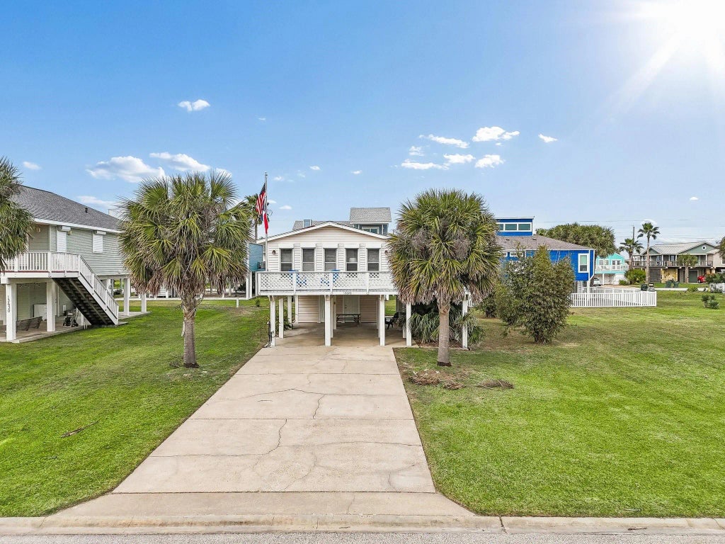 13626 Pirates Beach Boulevard, Galveston