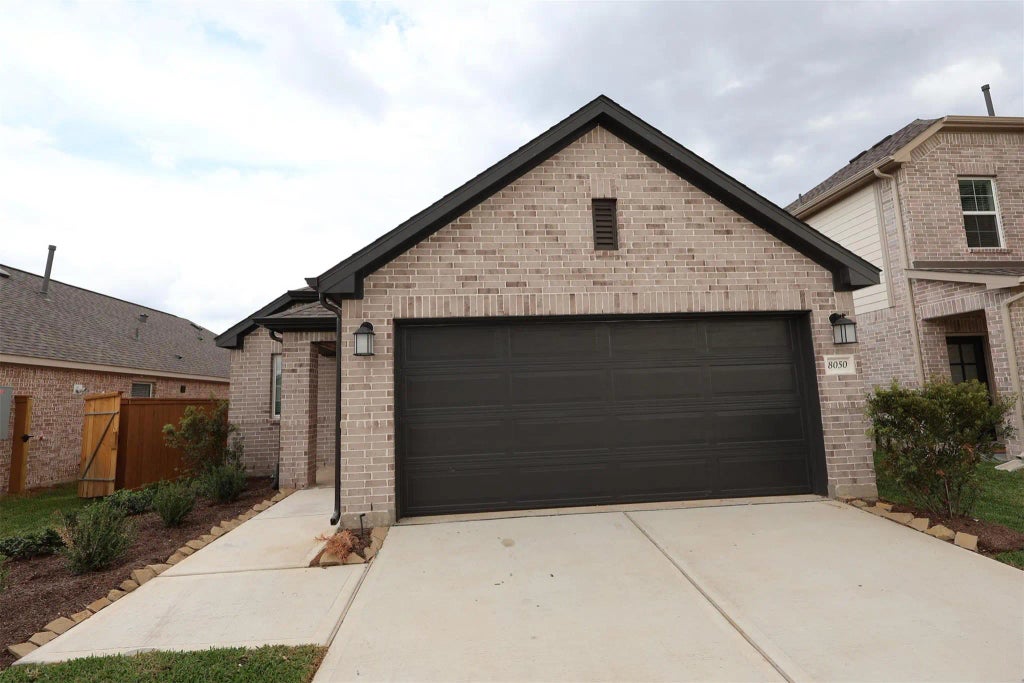 8050 Kay Harbor Drive, Cypress