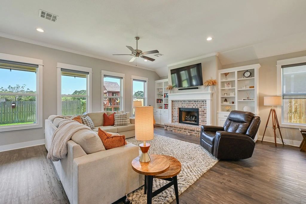 3906 Brownway Court, College Station