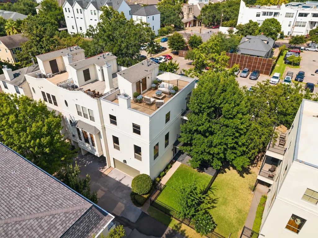1477 Missouri Street, Houston