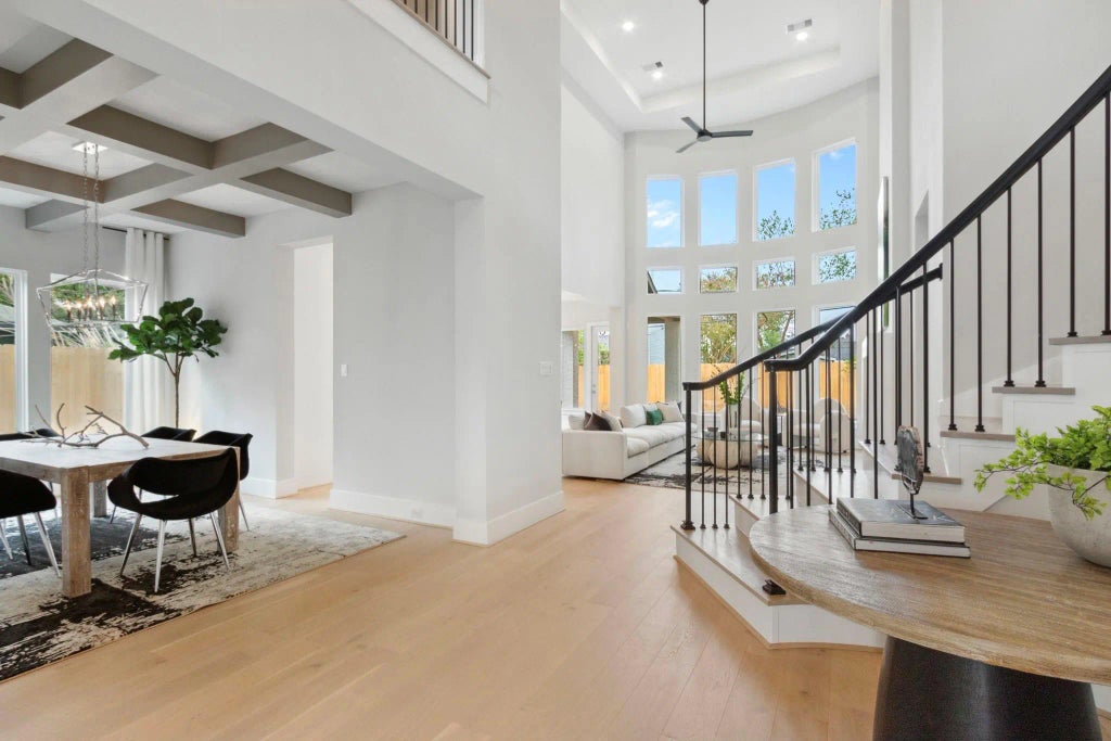 9320 Spring Branch Drive, Houston