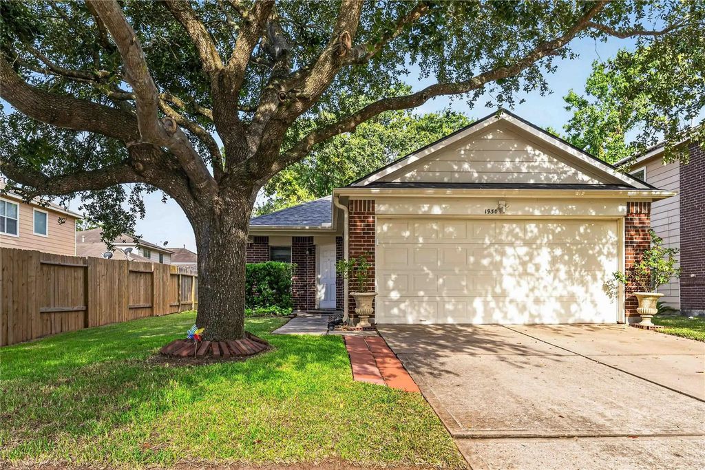 1930 Adobe Stone Drive, Humble