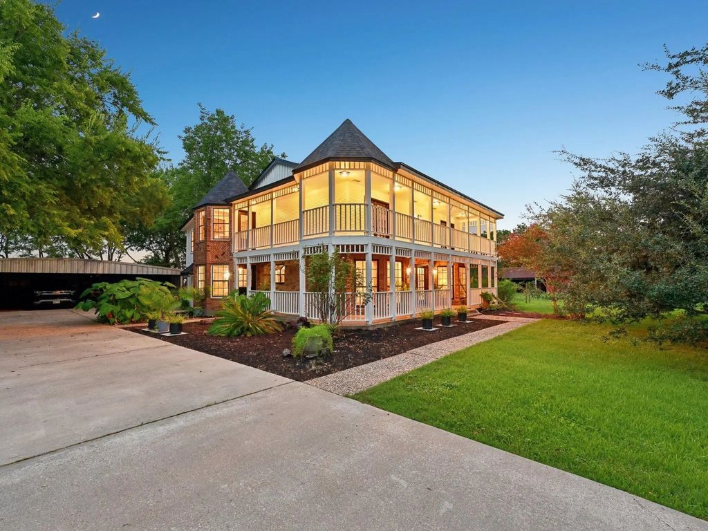 2507d Calder Drive, League City