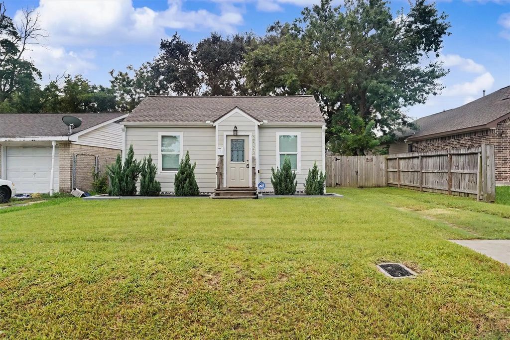 2523 7th Avenue N, Texas City