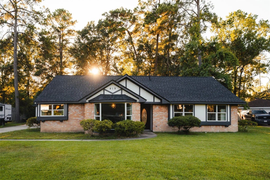 419 Magnolia Bend, New Caney