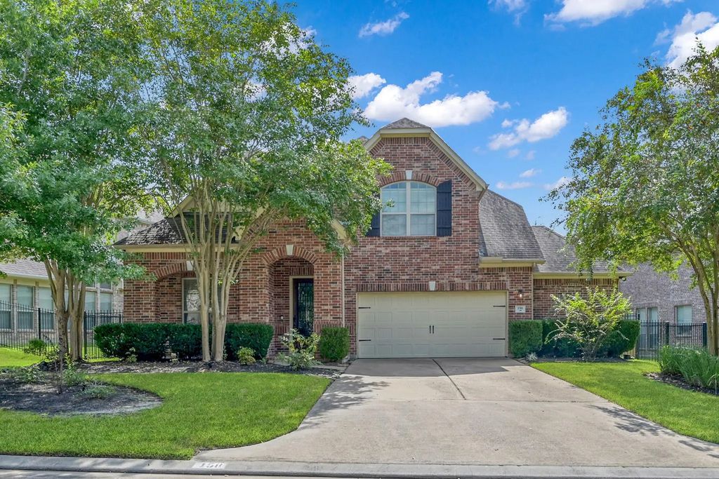 158 S Vershire Circle, The Woodlands
