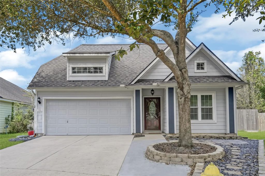 12915 Palm Leaf Court, Houston