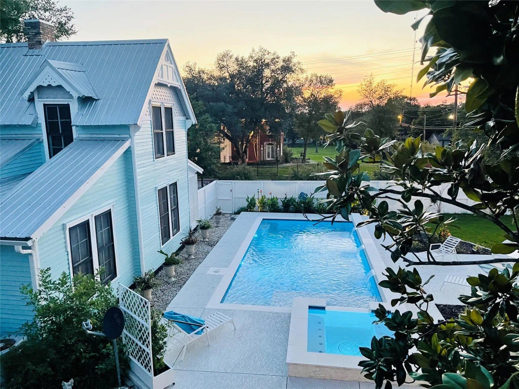 111 S Masonic Street, Bellville