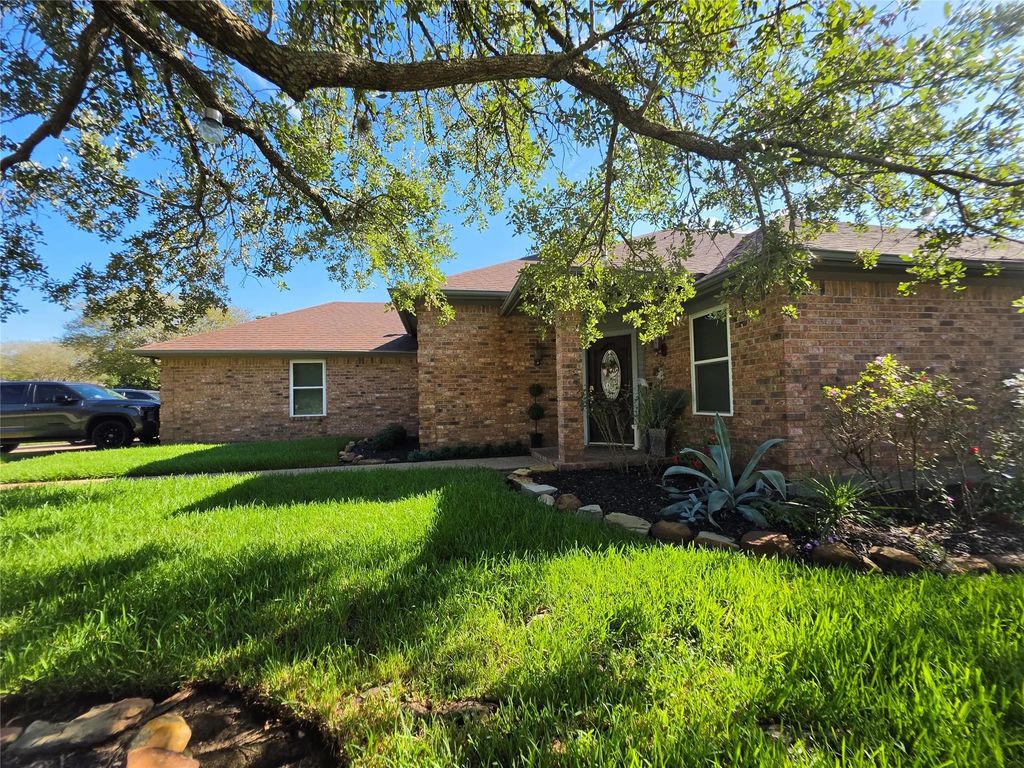 1500 Richland Court N, College Station
