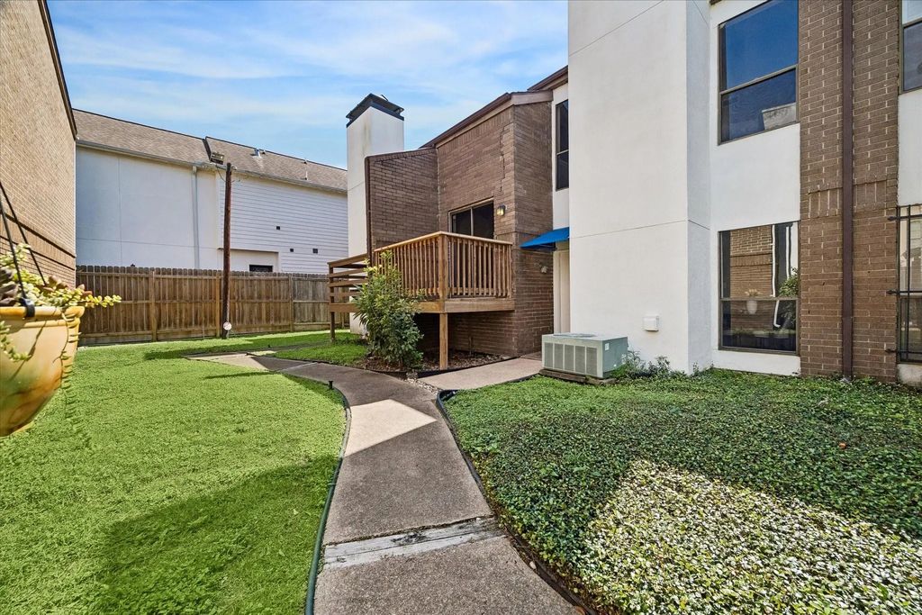714 Fowler Street 5, Houston