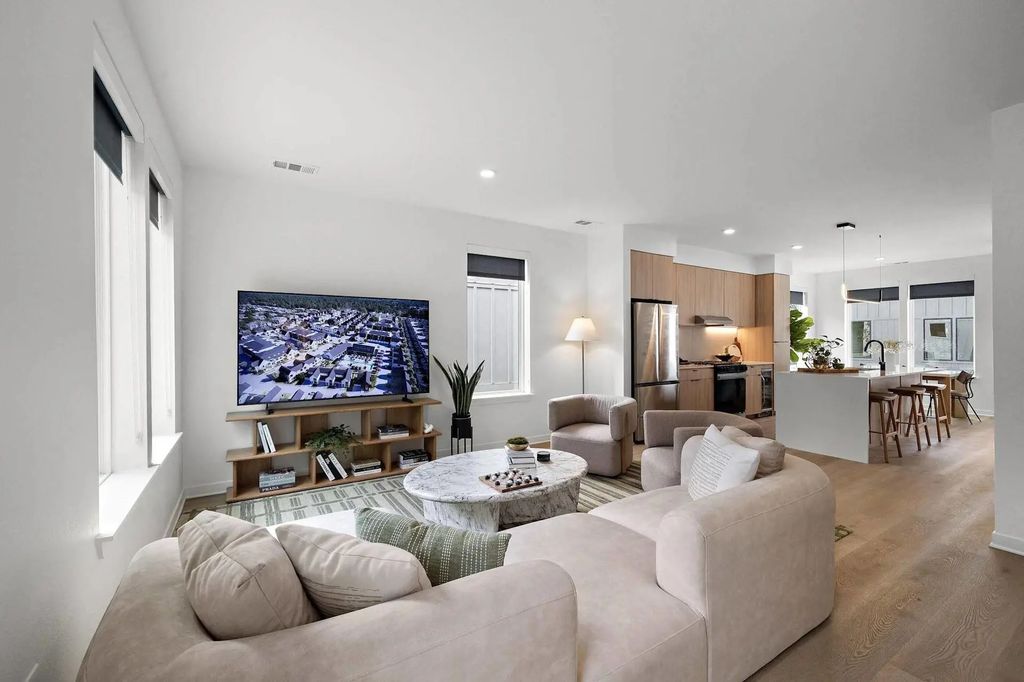1941 Sawdust Road 0500, Spring