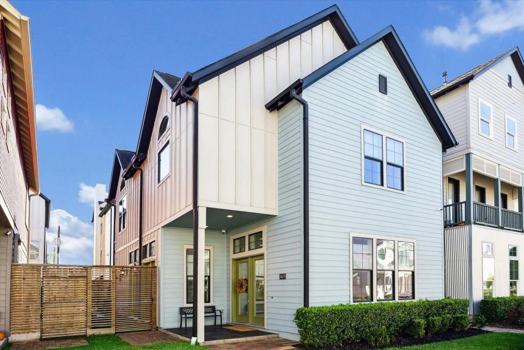 8677 Green Kolbe Lane, Houston