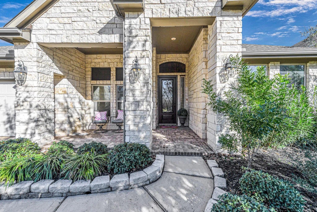 6710 Cottonwood Crest Lane, Katy