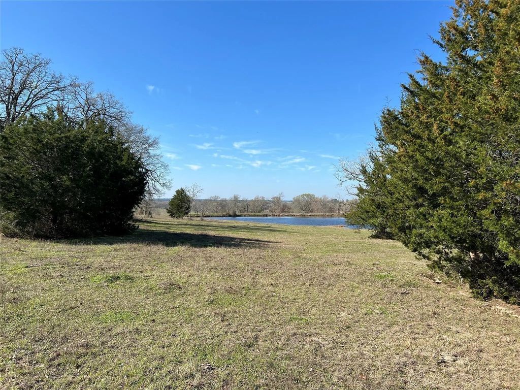 19285 Moriarty Road, Richards