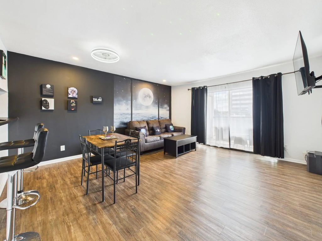 2814 S Bartell Drive 32, Houston