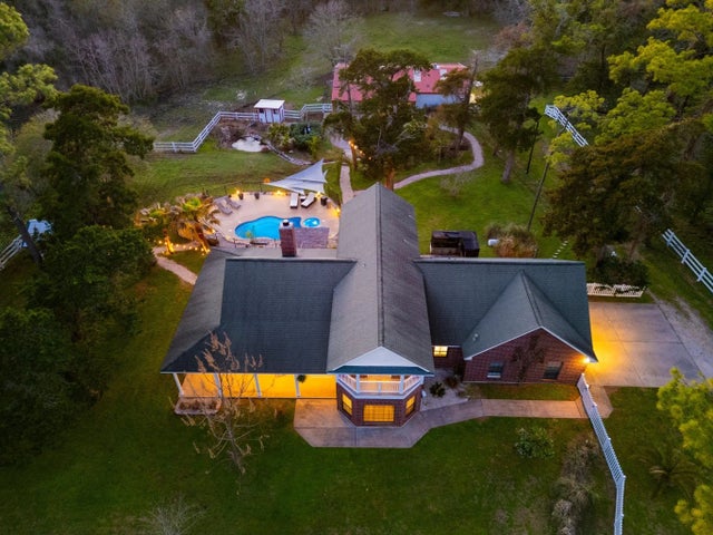 9520 El Chaco Street, Baytown