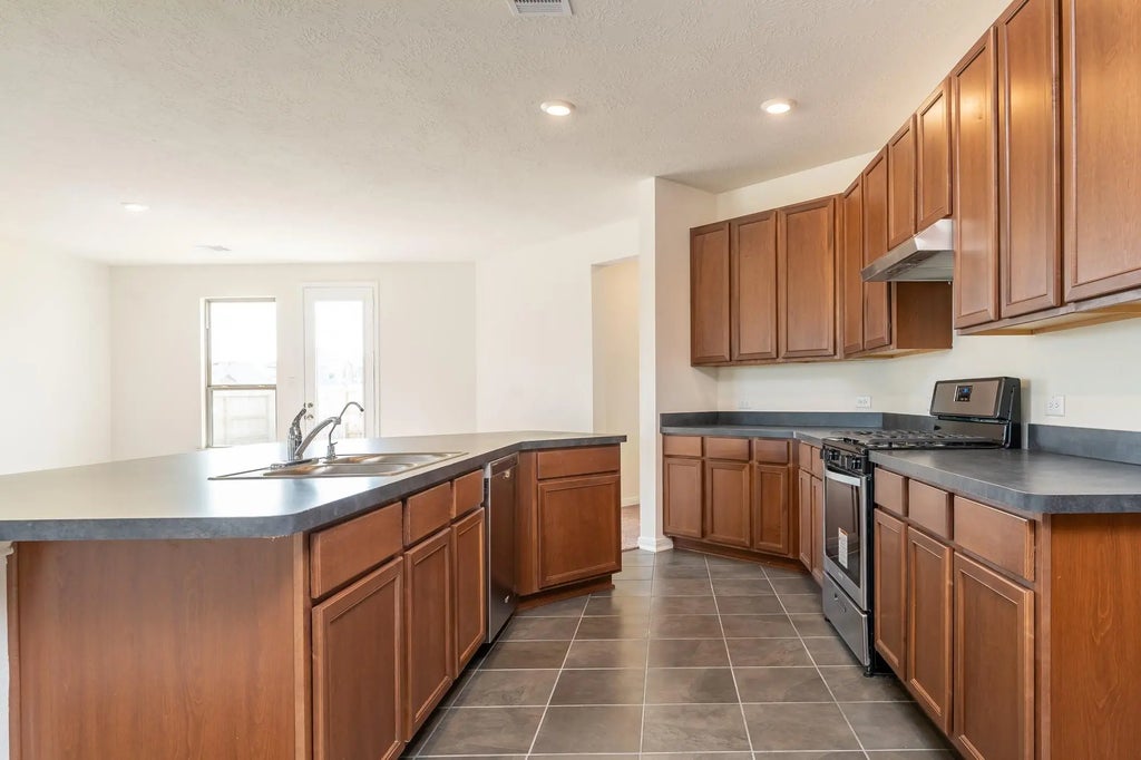 6120 Whitewing Road, Rosenberg