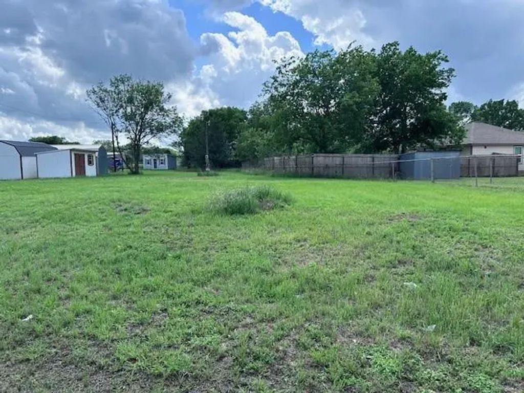 1100 S State Highway 36 S, Caldwell