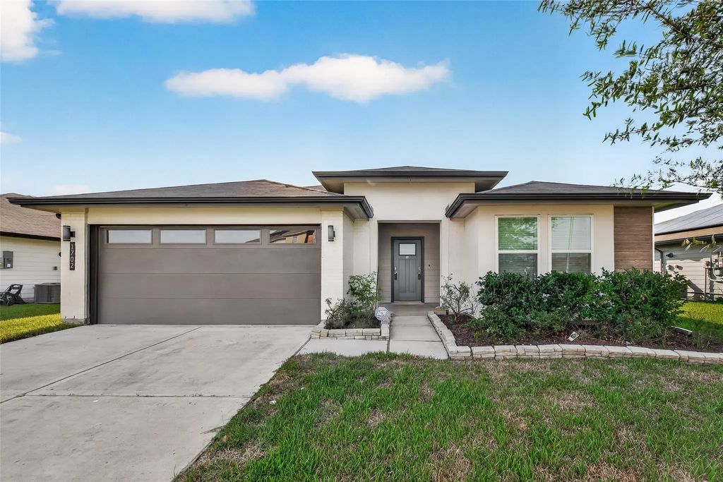 1702 Mountain Echo Drive, Rosenberg