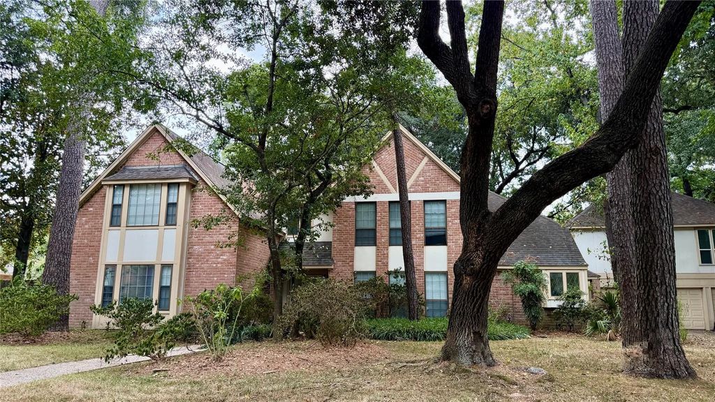 5622 Willow Walk Street, Houston