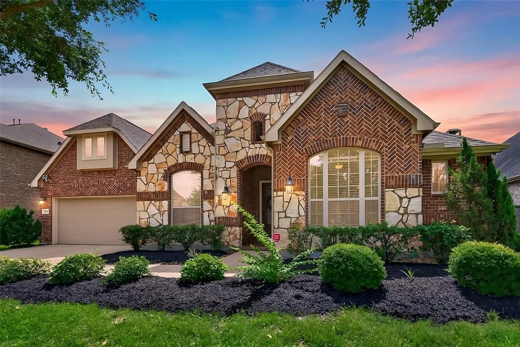 2014 Holly Manor Court, Katy