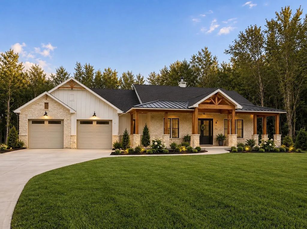 1895 Road 66116, Dayton