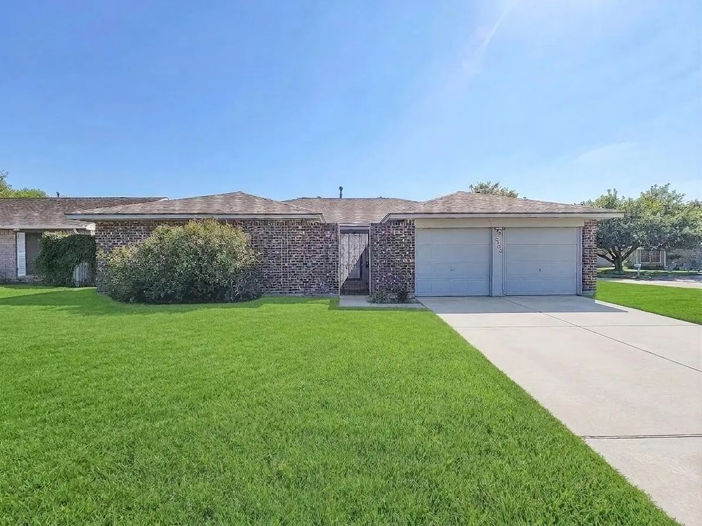 10102 Park Lane, La Porte