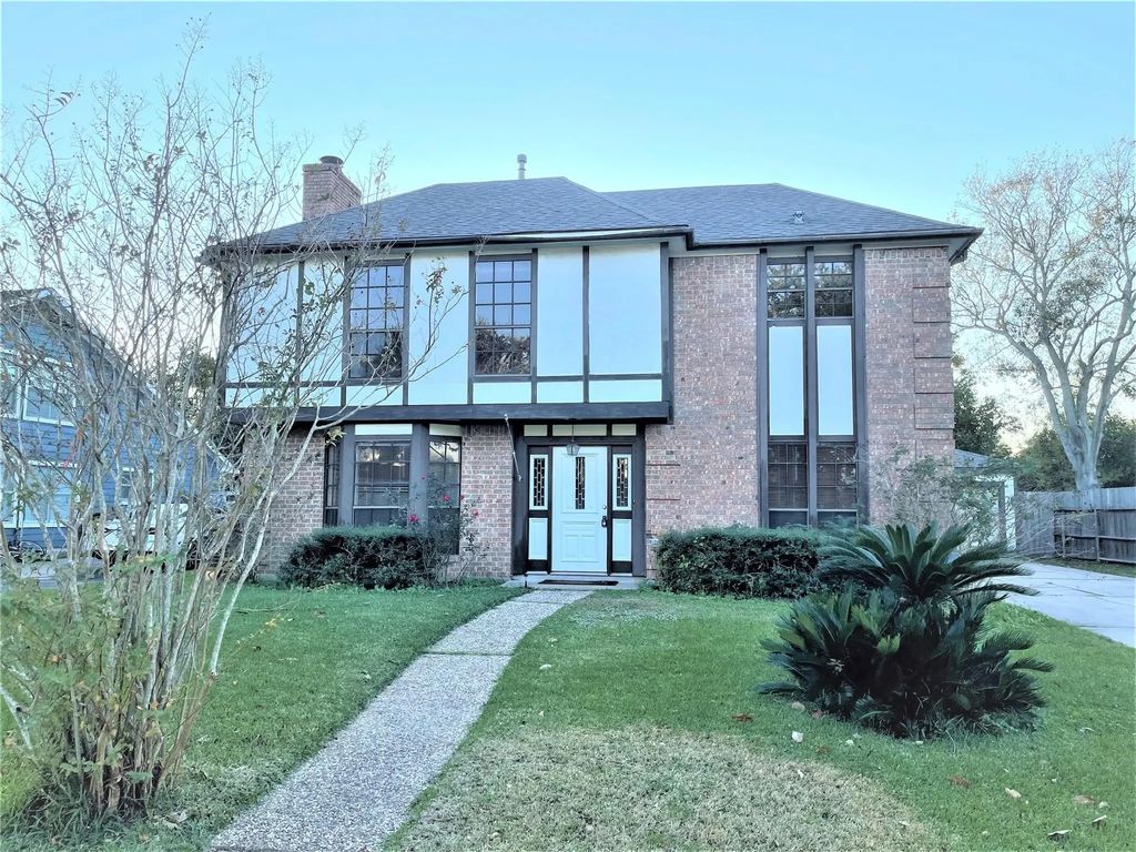 15414 Woodhorn Drive, Houston