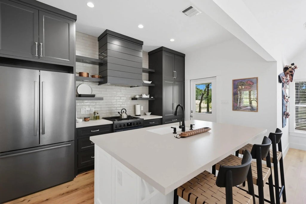 3685 Nixon Lake Road, Carmine