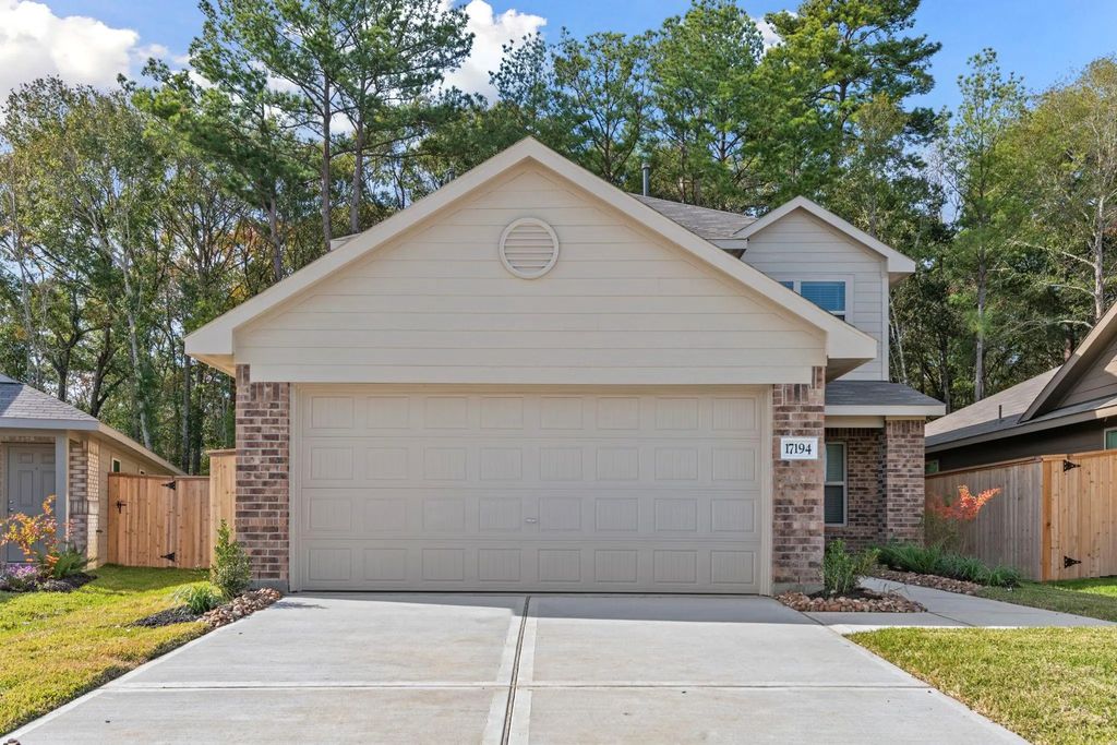 17194 Quaking Aspen Lane, New Caney