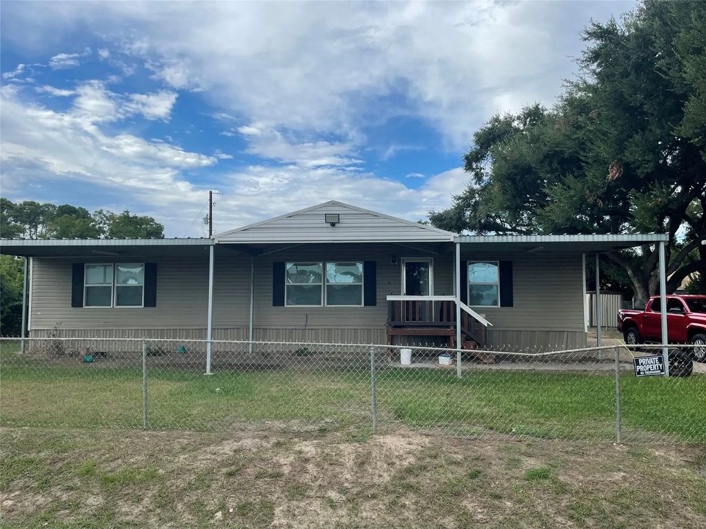 16222 Duffton Street, Cypress