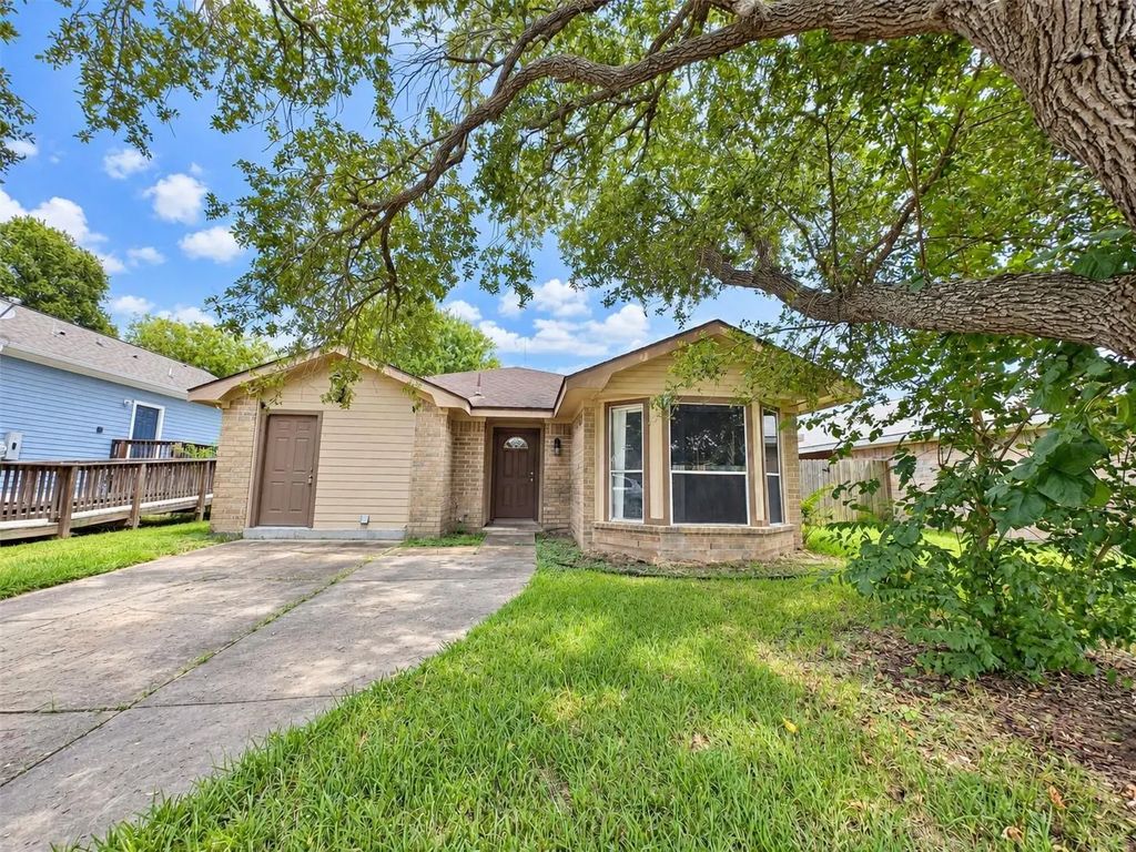 4503 Rattan Avenue, Bay City