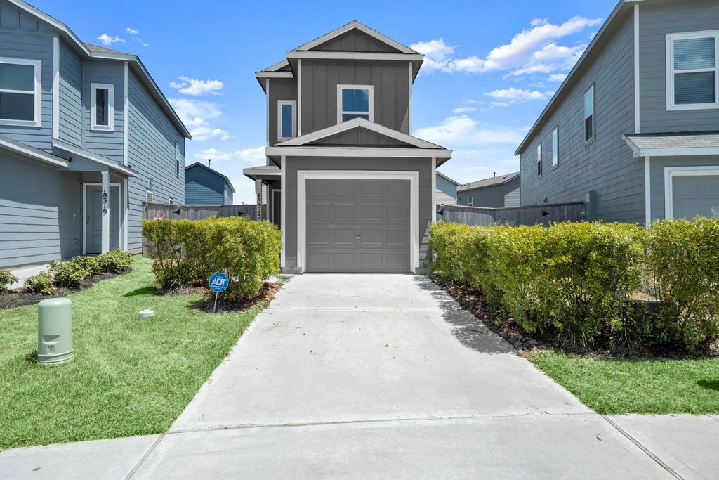 18323 Palazzo Romano Lane, New Caney