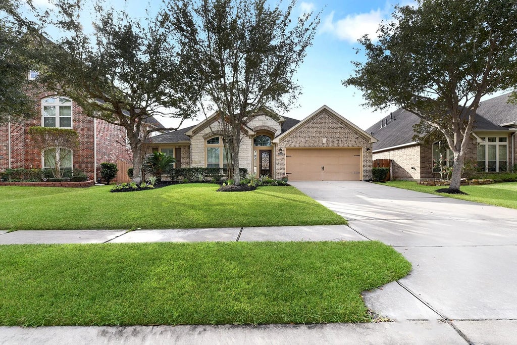 28011 Canyon Wren Drive, Katy