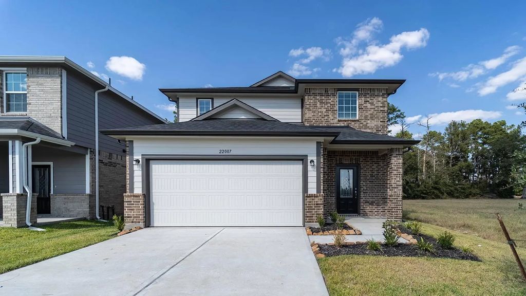 22007 Blue Sky Way, Splendora